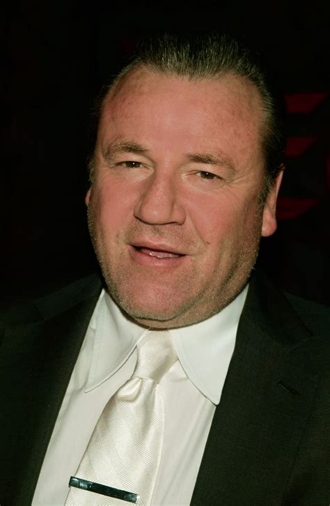 ray winstone wikipedia.